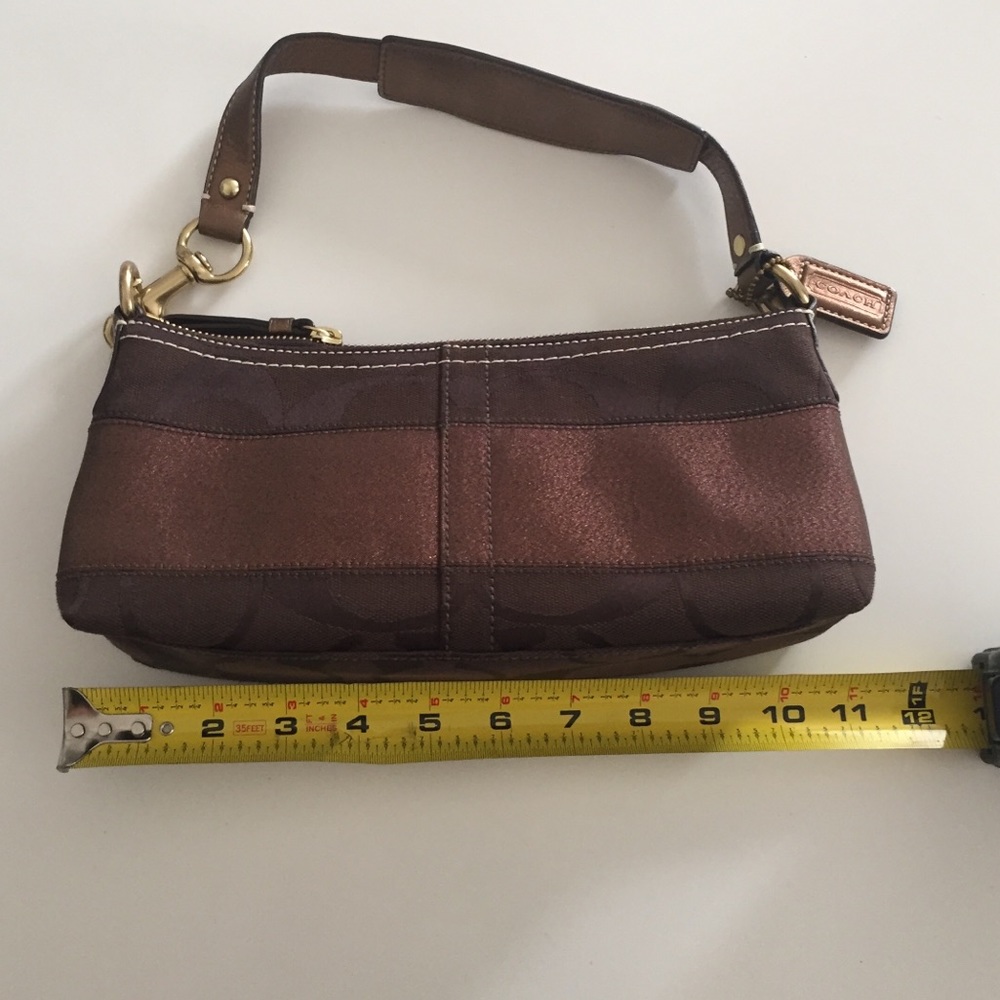 Authentic👜COACH👜Handbag In GREAT condition! - Picture 6 of 7